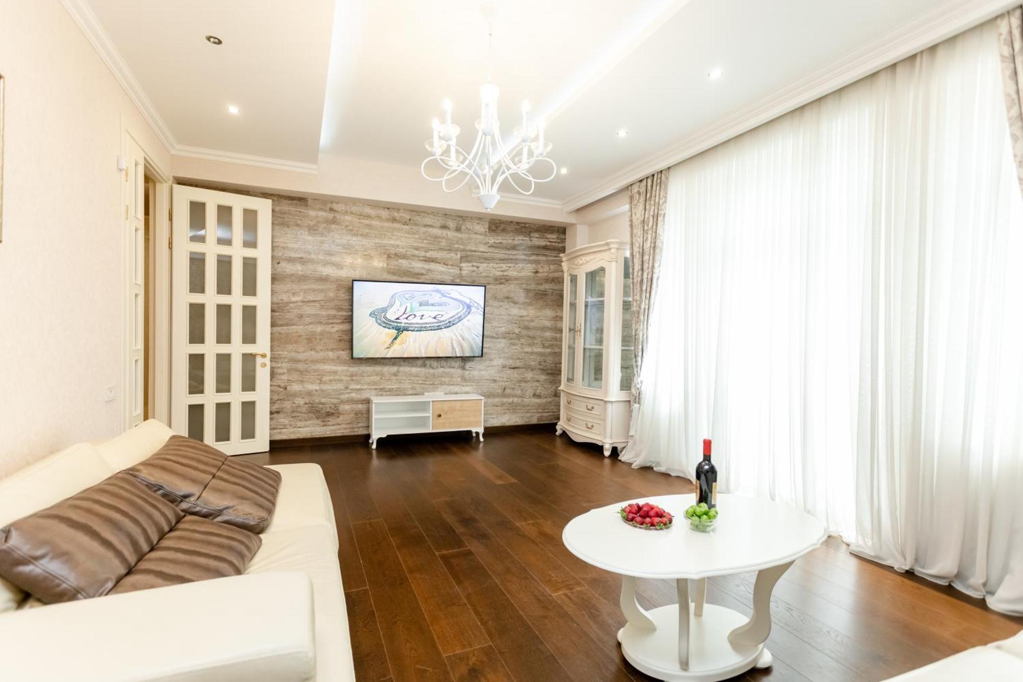 公寓 3bd-2bth In Center